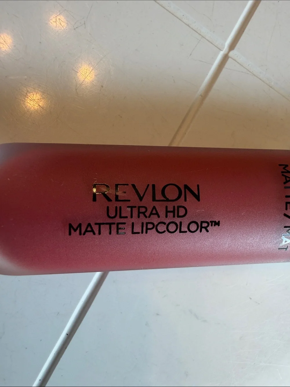 Revlon Matte Lipcolor 655 HD Kisses